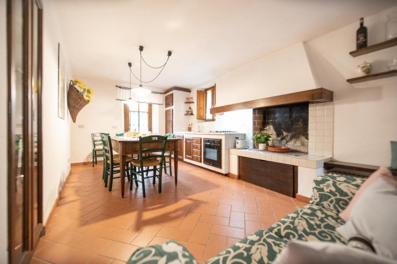 Casetta Di Butia, Mimosa Apartment Borgo a Mozzano Bagian luar foto